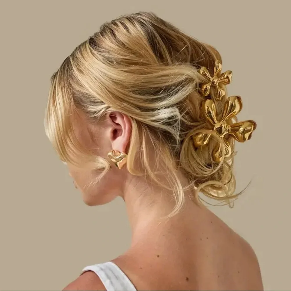 Luxe Large Gold Hair Clip Claw New ✨✨💕💕
